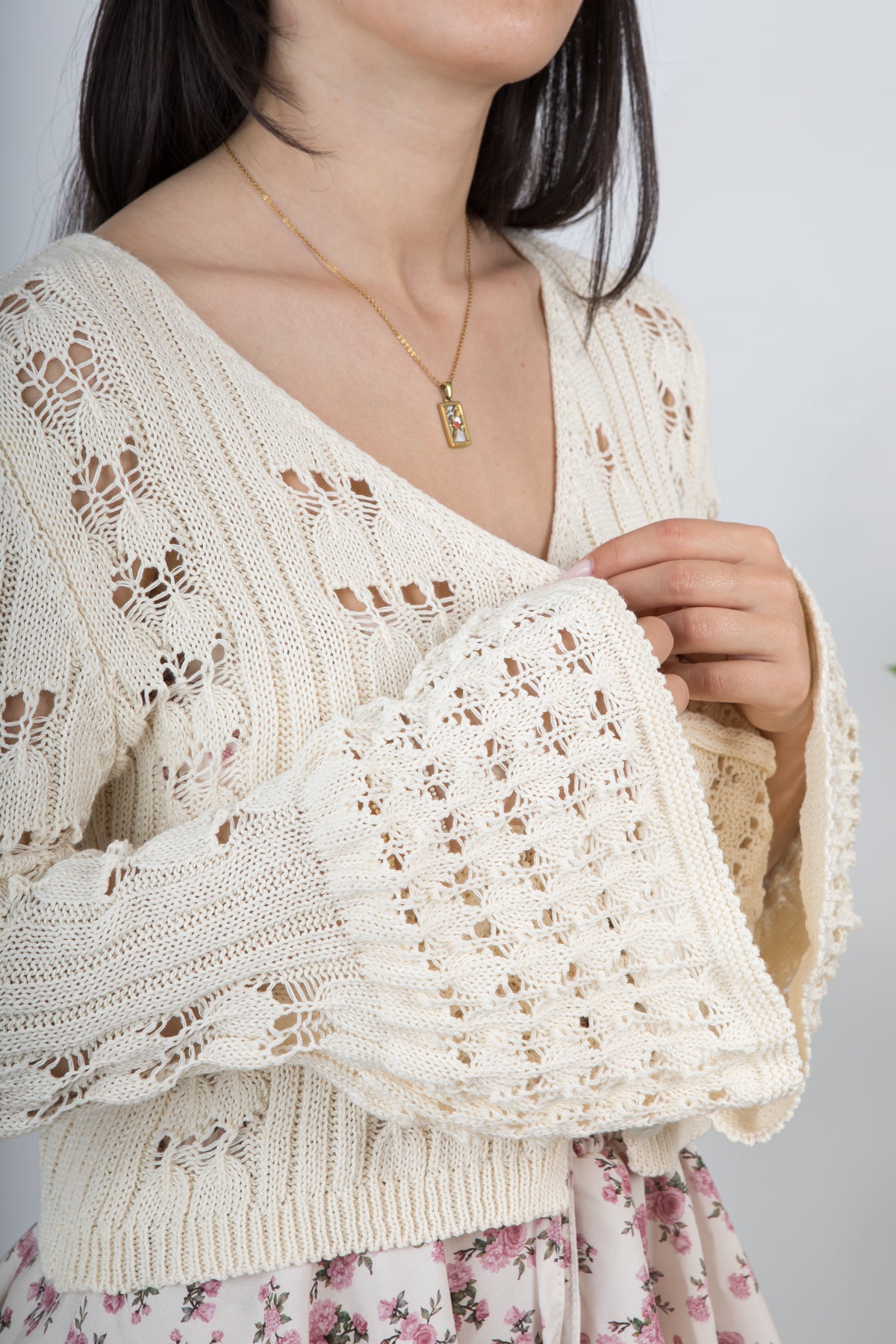 Cardigan in crochet