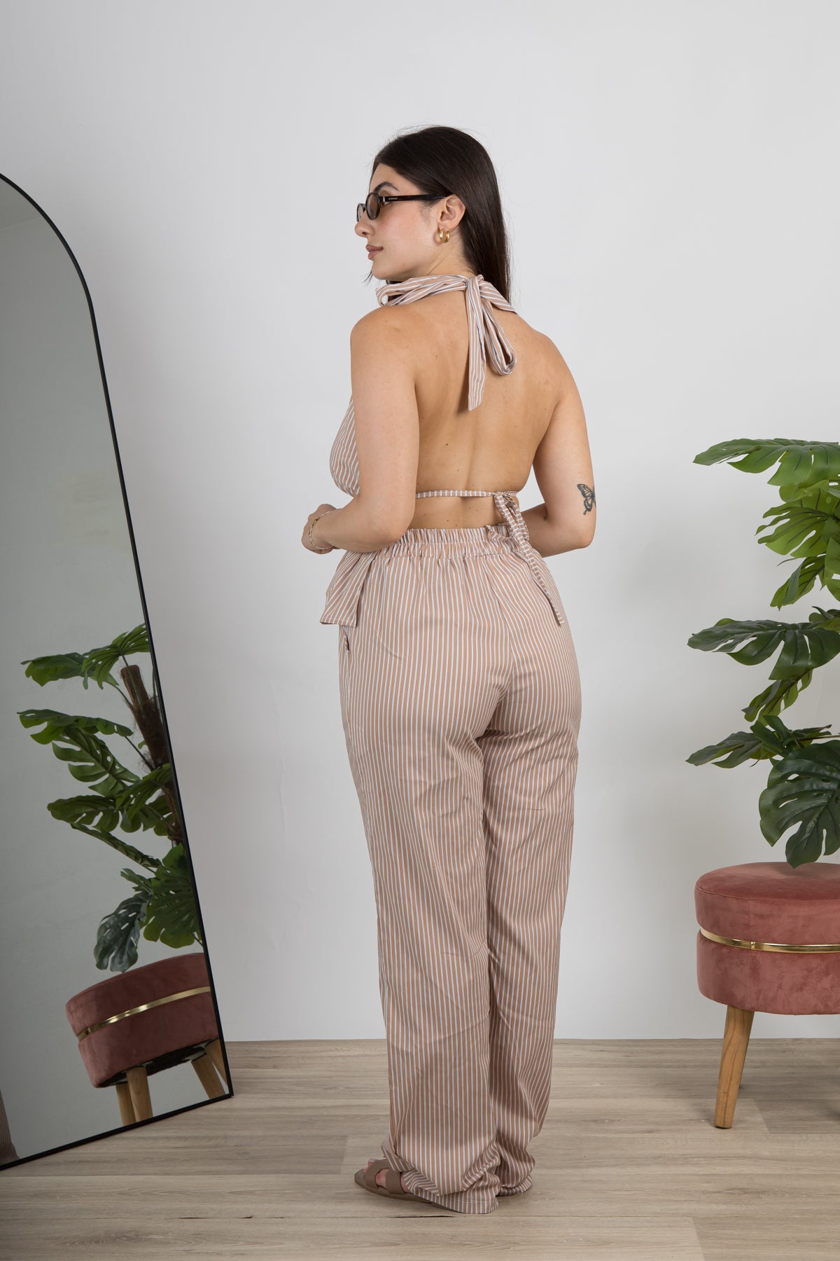 Completo a righe toni chiari