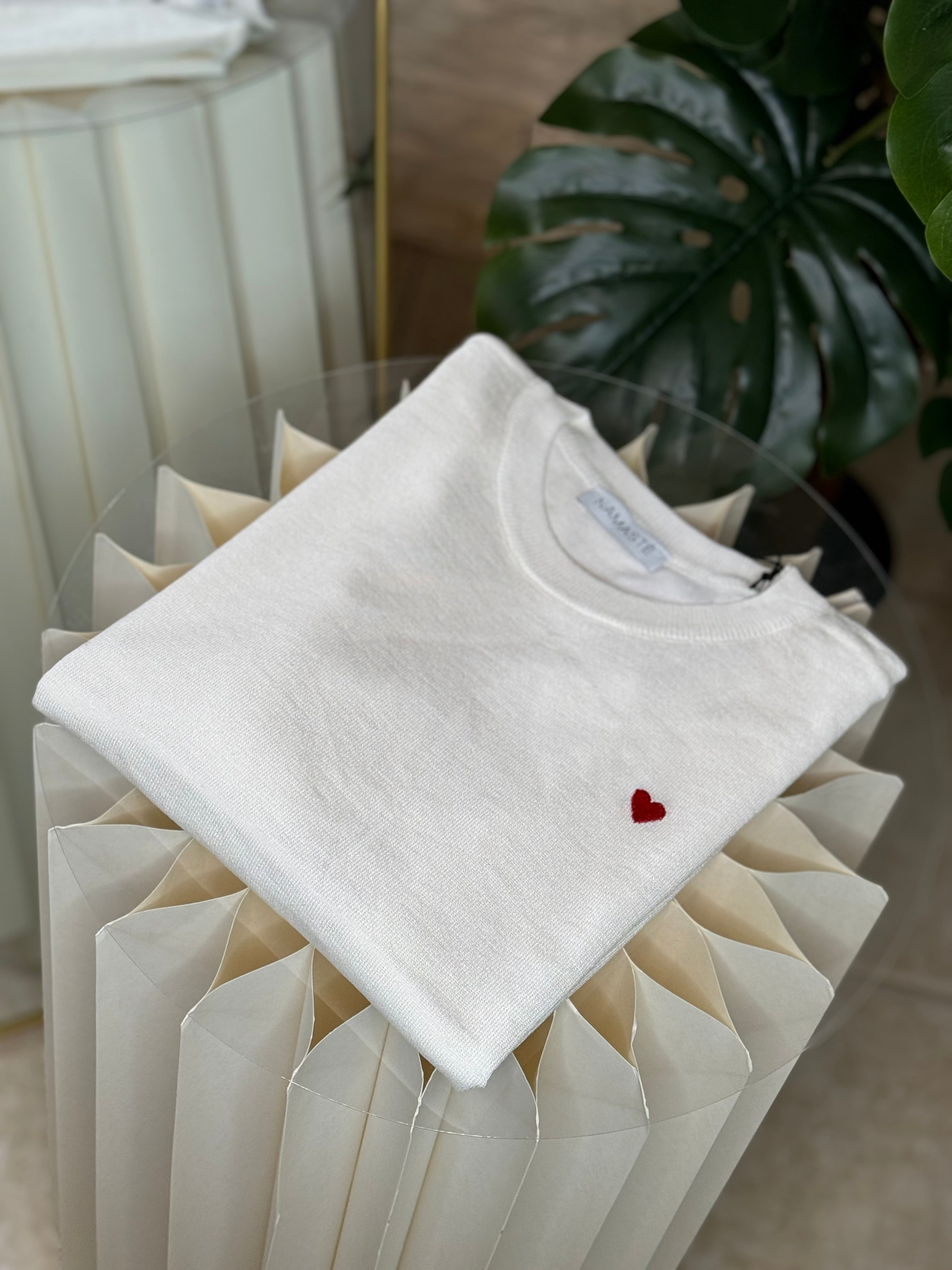 Maglia cuore ricamato