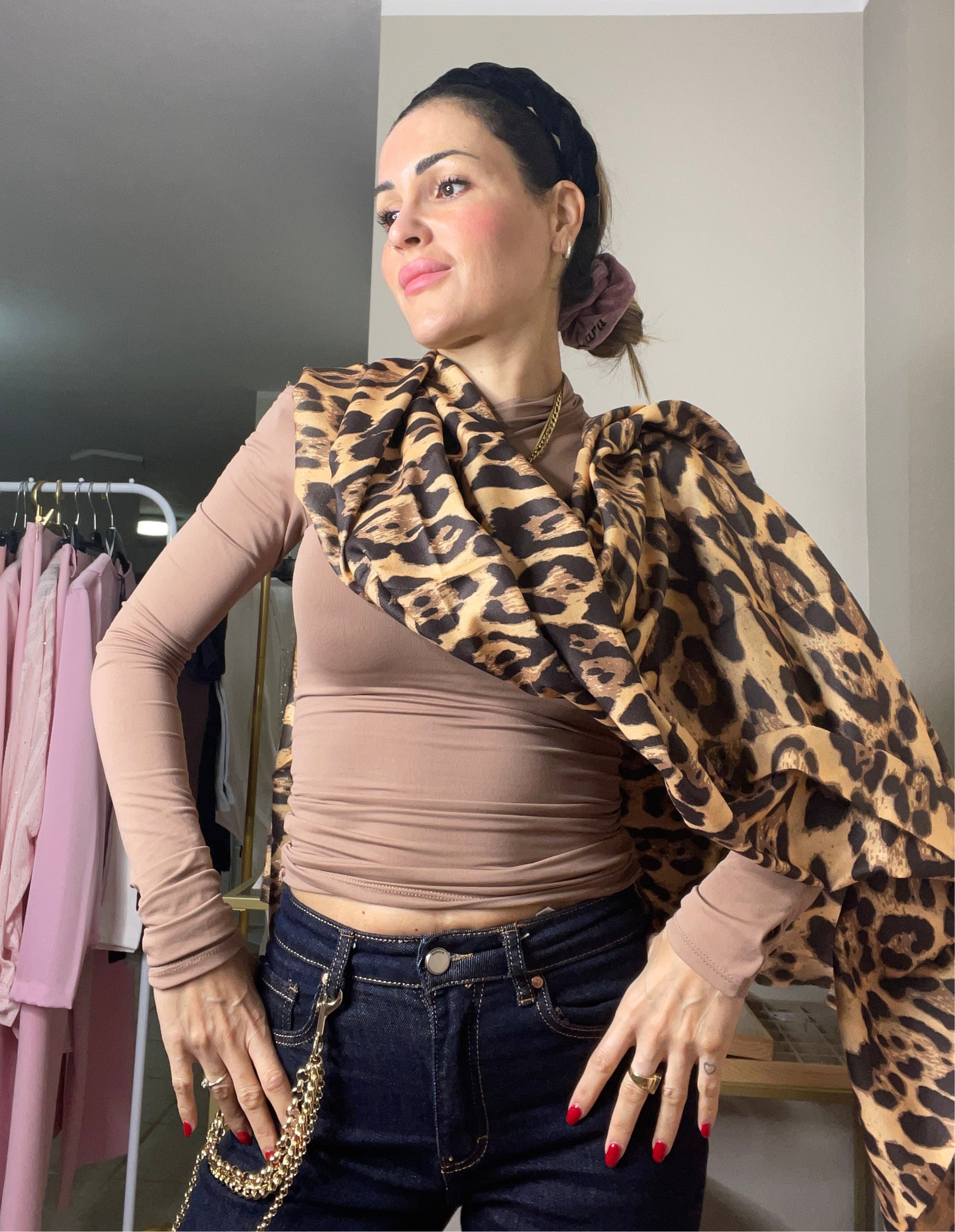 Pashmina leopardata