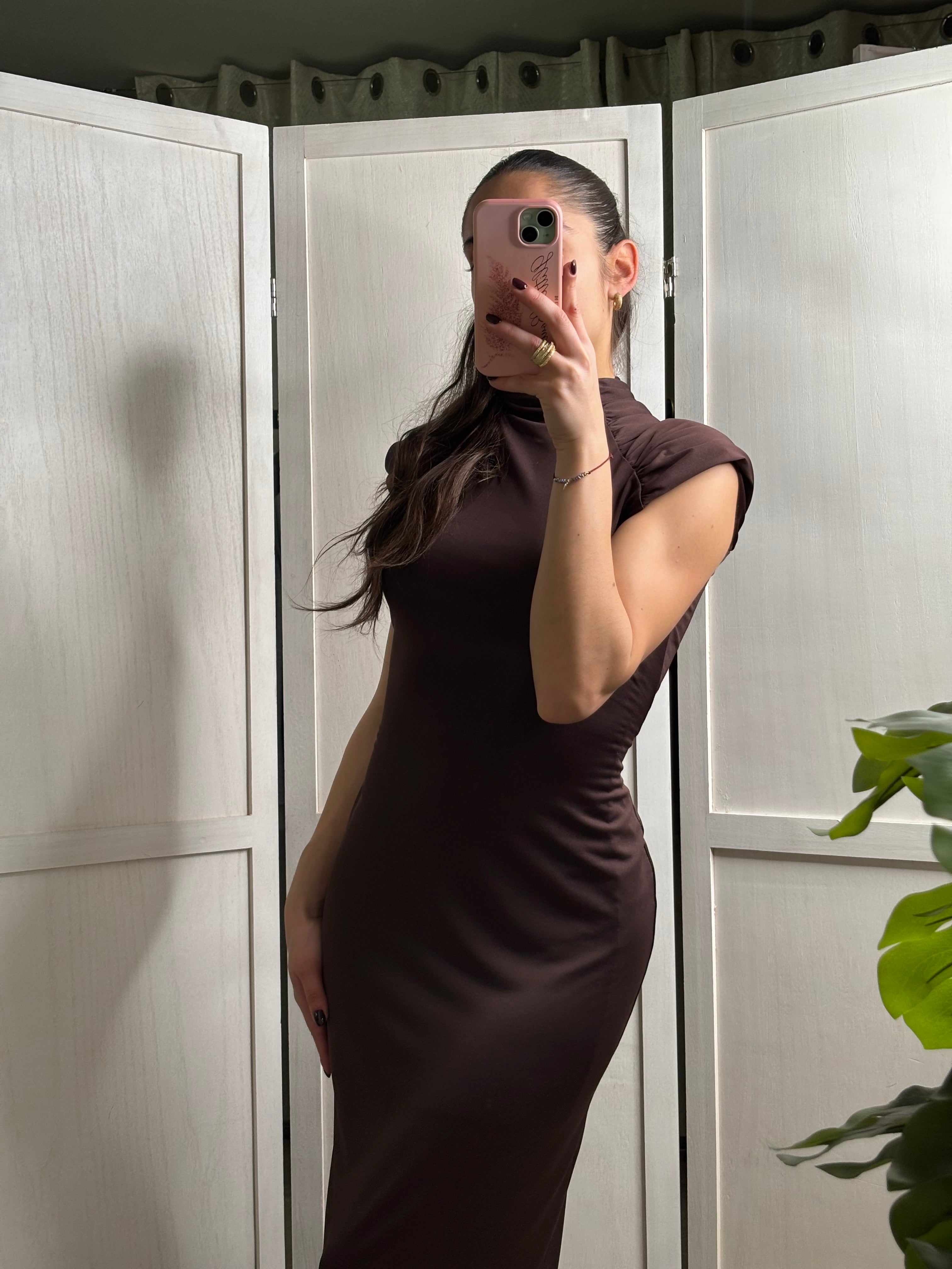 Abito lungo con spalline